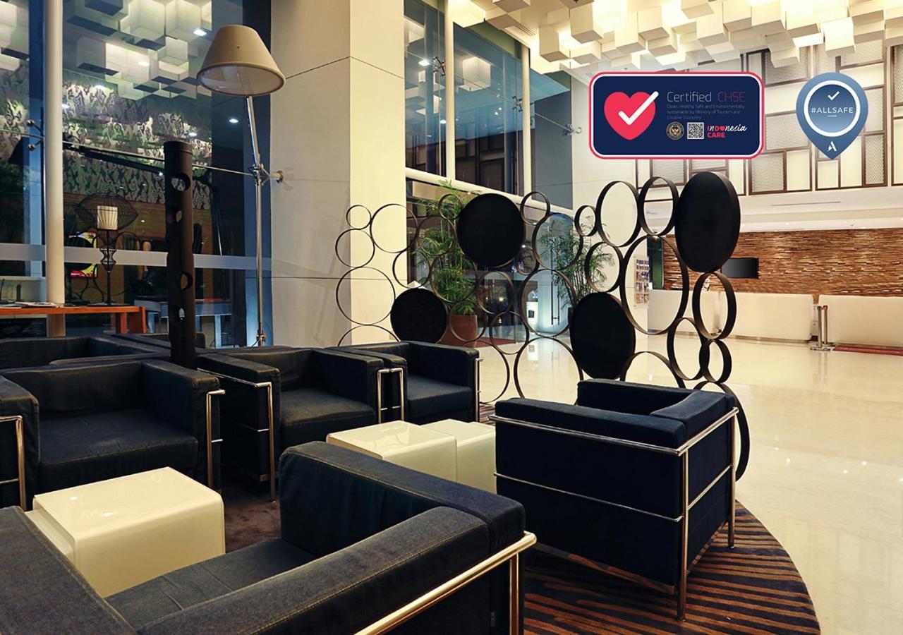 Mercure Jakarta Simatupang Екстер'єр фото